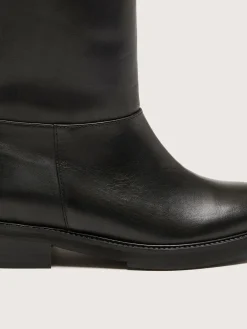 FLATTERED Frances Boots